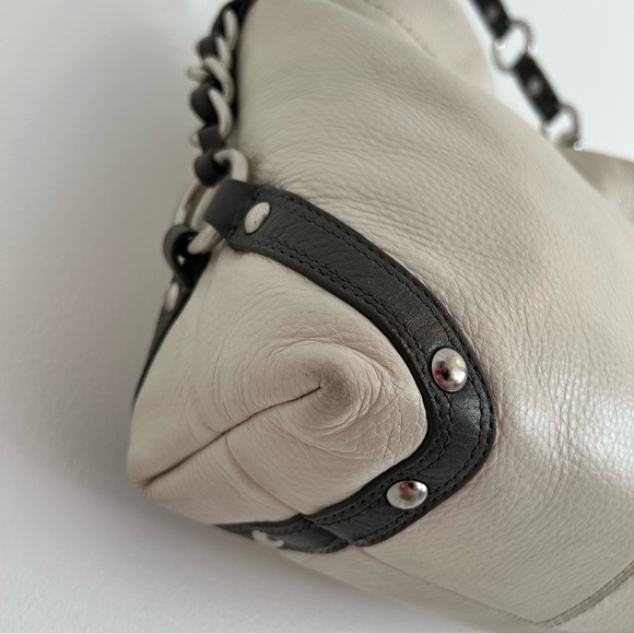 (SOLD) COACH Carly Shoulder Bag Leather Cream Dark Grey - Picture 5 of 12